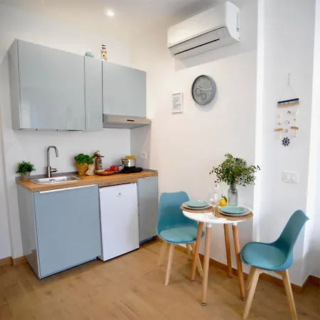 By The Sea Rapallo-near Portofino アパート *