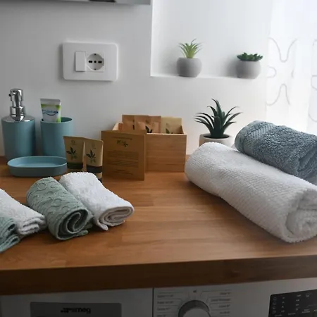 By The Sea Rapallo-near Portofino アパート *