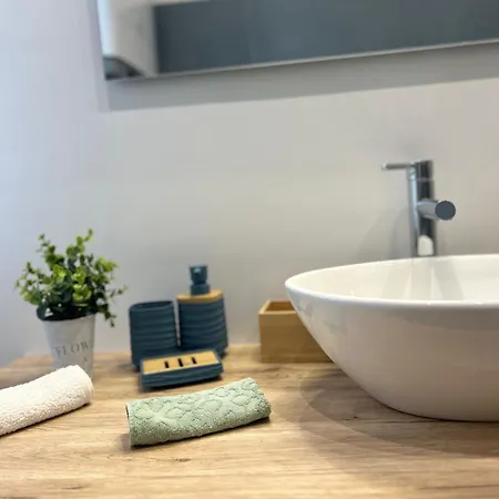 By The Sea Rapallo-near Portofino * ラッパロ